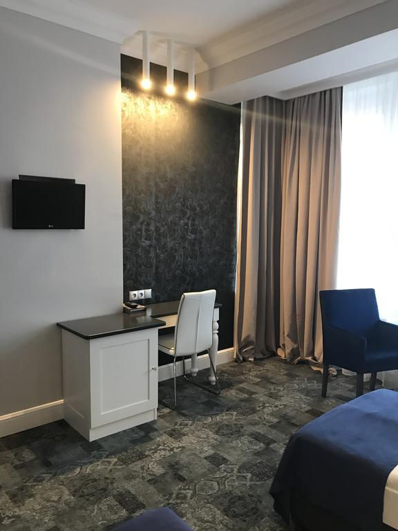 Hotel Srodmiejski Zielona Góra Kültér fotó