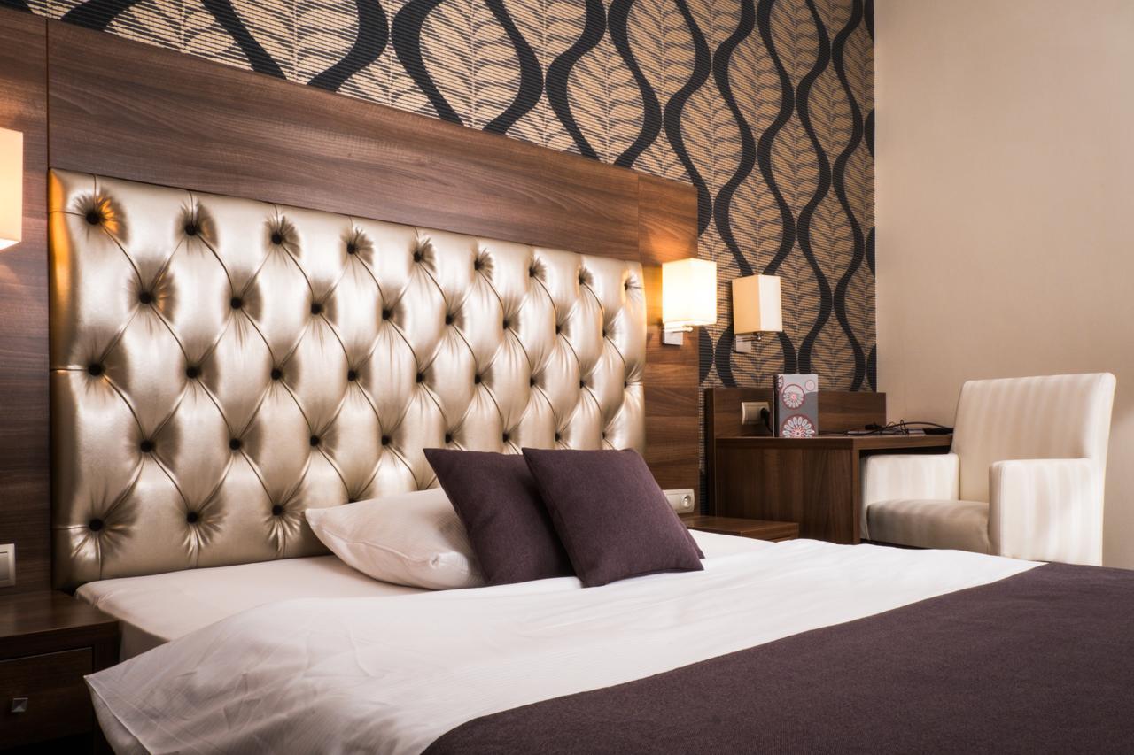 Hotel Srodmiejski Zielona Góra Kültér fotó